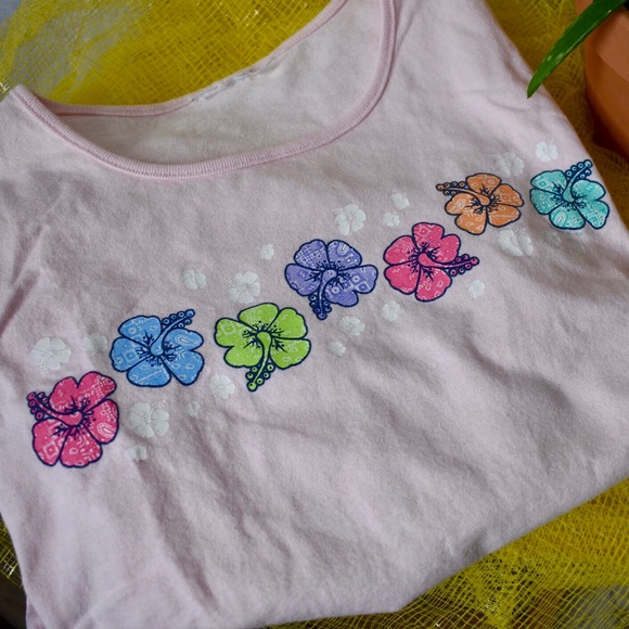 Rainbow Hibiscus Tee - Picture 3 of 7